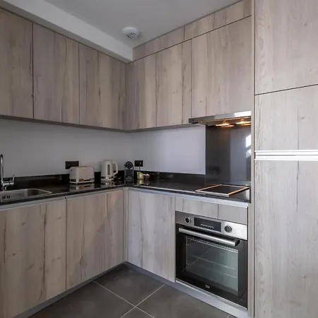 Apartman Liberation *