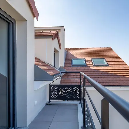 Liberation * Pontault-Combault