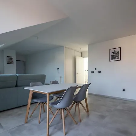 Apartament Liberation *