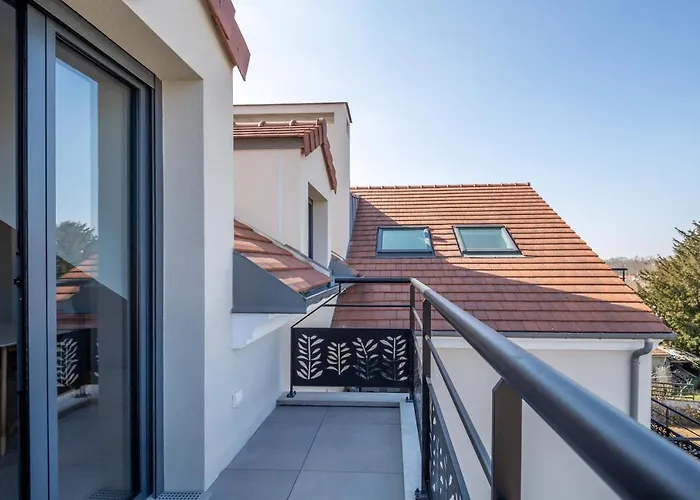 Liberation * Pontault-Combault